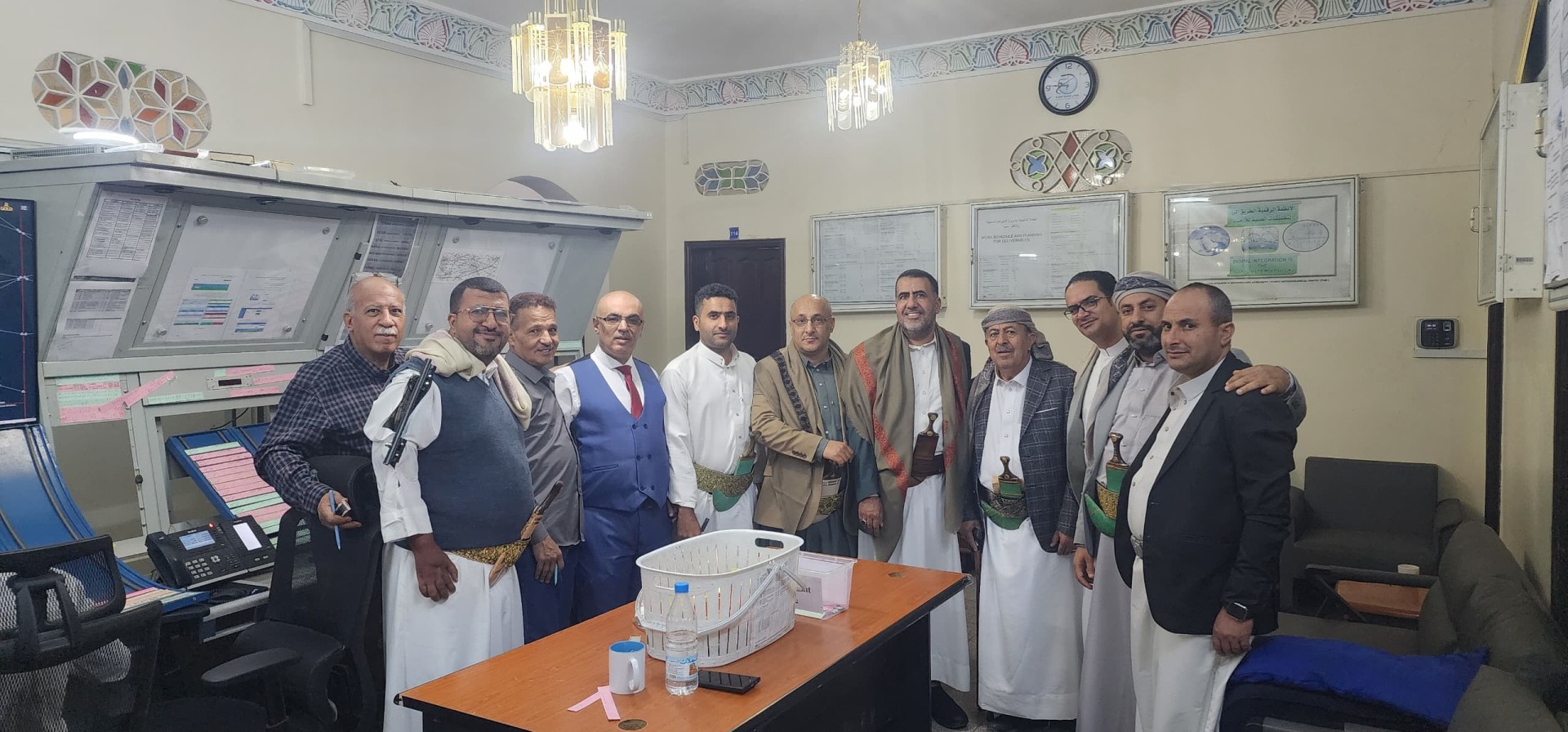 بمناسبة حلول عيد الفطر المبارك، قام الاستاذ يحيى محمد السياني، نائب وزير النقل والاشغال العامة ورئيس مجلس إدارة الهيئة العامة للطيران المدني والارصاد، بزيارات ميدانية للمركز الوطني للأرصاد الجوية ومركز المراقبة وديوان عام الهيئة.